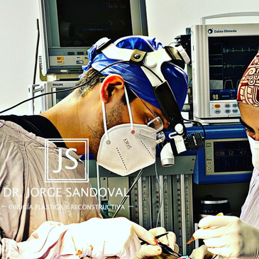 Slider image (8) Dr. Jorge Sandoval - Cirujano Plástico en la Ciudad de México